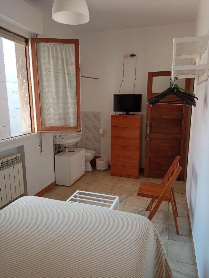 Pension Los Pinos Gijon Luaran gambar