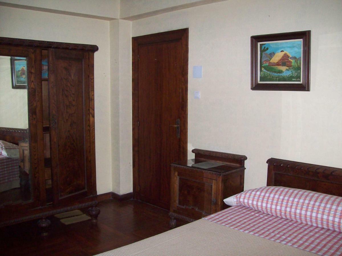 Pension Los Pinos Gijon Luaran gambar