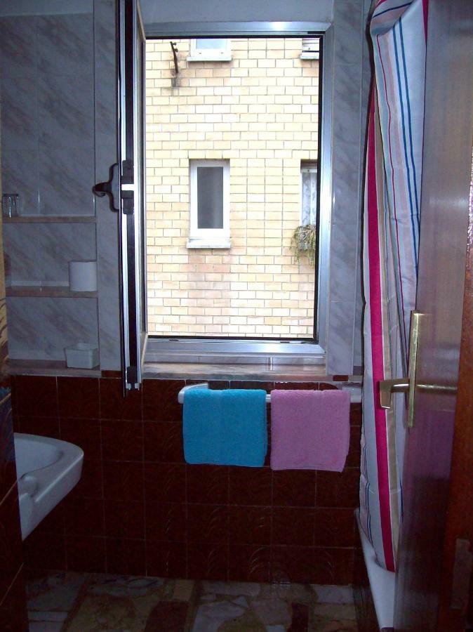 Pension Los Pinos Gijon Luaran gambar