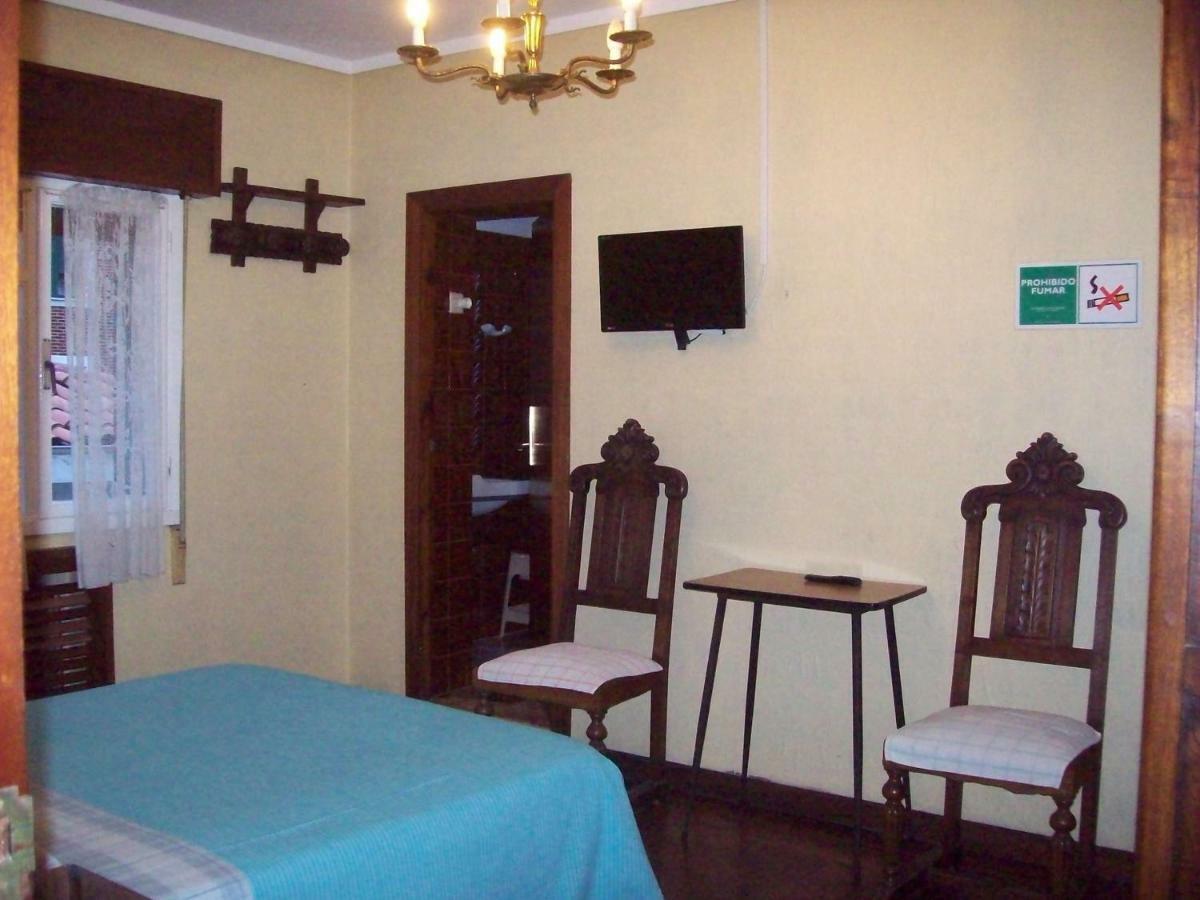 Pension Los Pinos Gijon Luaran gambar