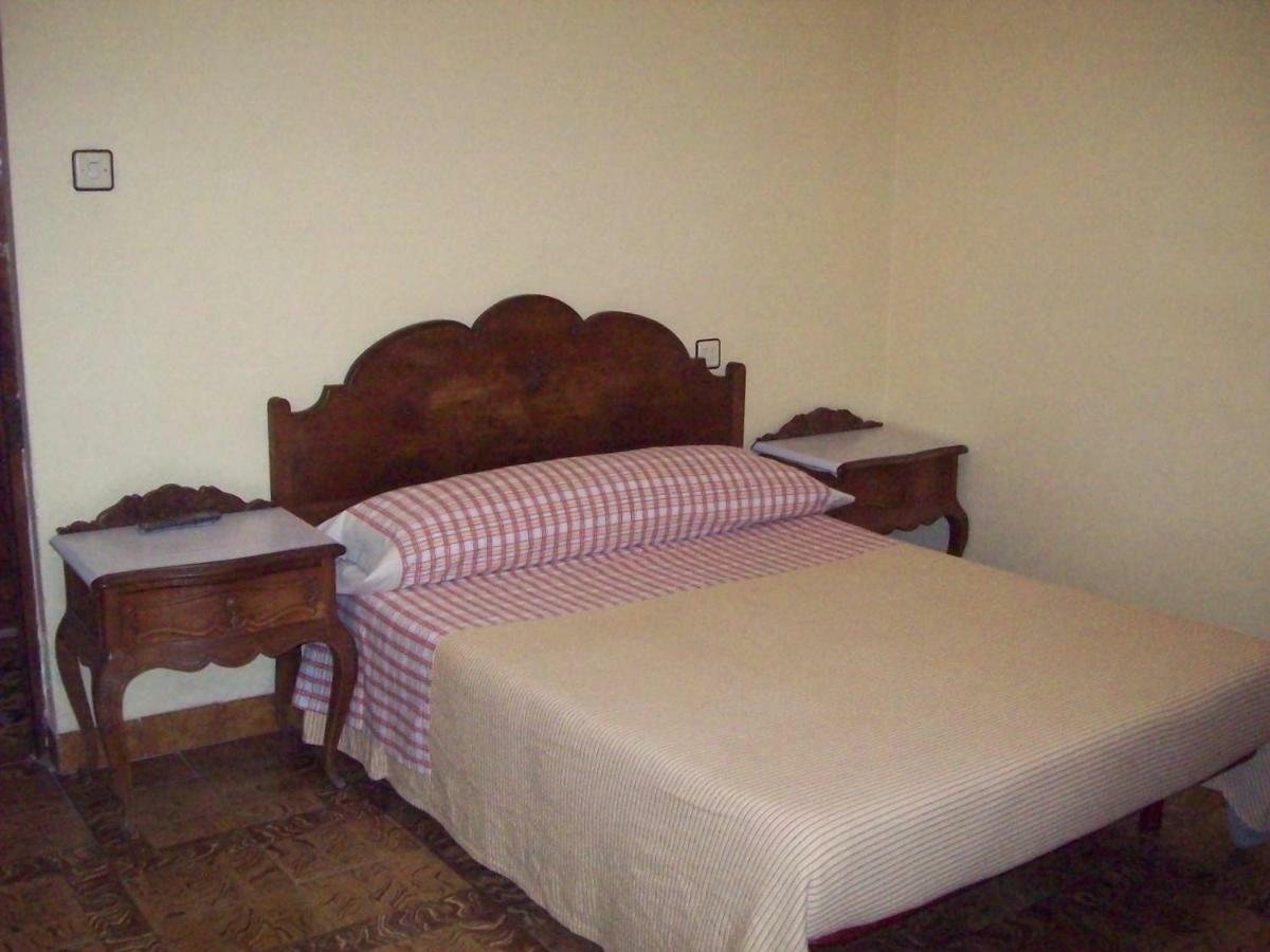Pension Los Pinos Gijon Luaran gambar